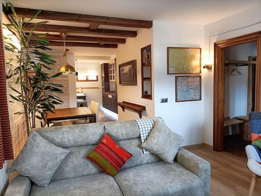 Espectacular Y Acogedor Apartamento Con Todas Las Comodidades Biescas  Exteriör bild
