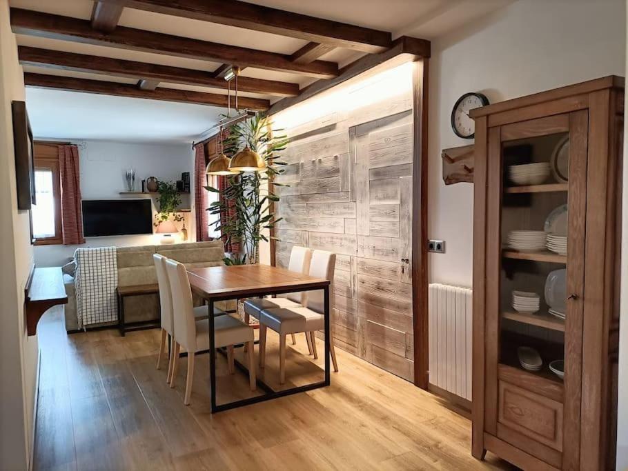 Espectacular Y Acogedor Apartamento Con Todas Las Comodidades Biescas  Exteriör bild